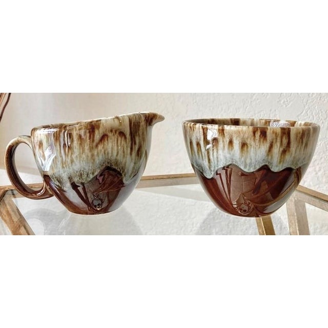 Adam Pfaltzgraff Circa 1960 Canonsburg Pottery Ironstone Drip Glaze Creamer & Wide Mouth Open Sugar Bowl Set – A Pair For Sale - Image 4 of 15