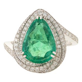 VRJewels 3.74ct Pear Shape Emerald Diamond Double Halo Cocktail Ring 18k Gold Size 4 For Sale