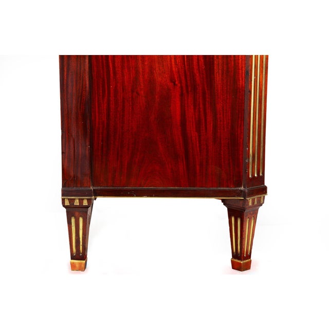 Fine Swedish Gustavian Mahogany Antique Chest of Drawers Commode Ca. 1780 For Sale - Image 16 of 18