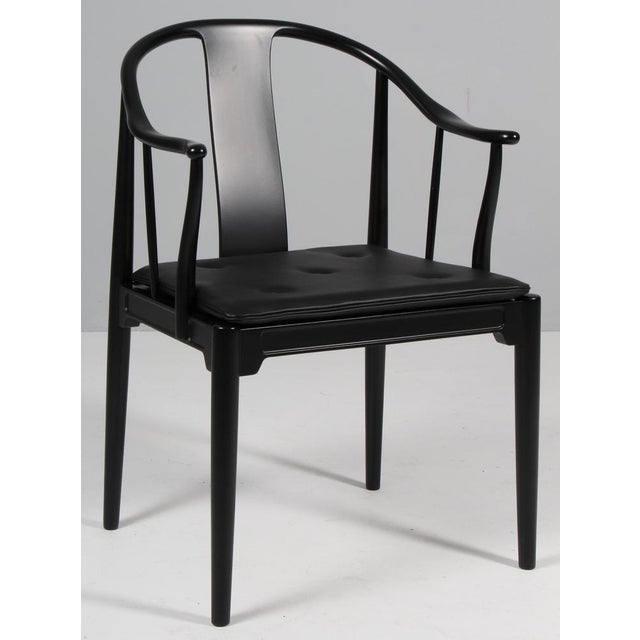 Hans J. Wegner famous and beautiful chair is an adaptation of an old Chinese chair of the Ming dynasty; “China Chair”. A...