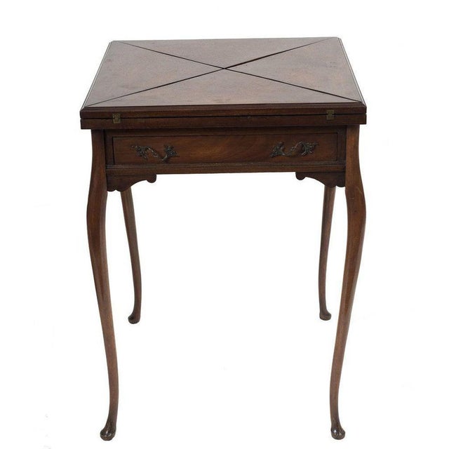 This game table is a little piece of furniture realized in Italy by Anonymous artist in the 19th century. This unique...