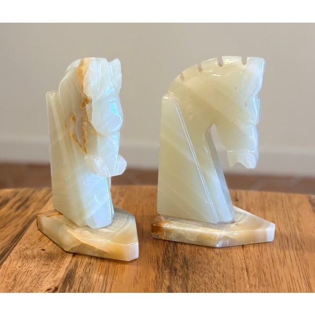 Beige Mid-Century Modern Beige Onyx Marble Horse Head Bookends, a Pair For Sale - Image 8 of 9