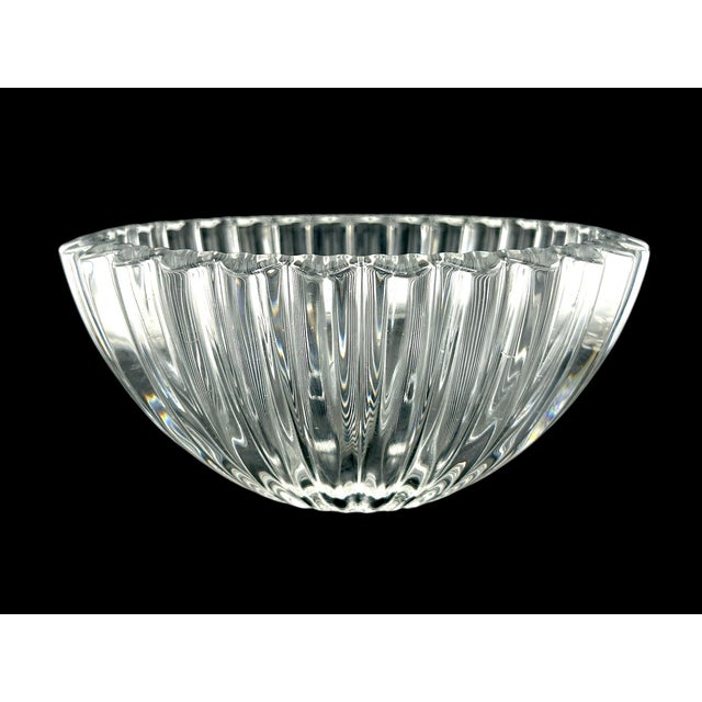 Gift this stunning crystal bowl from Tiffany’s to your valentine this year! Beautiful fluted crystal with a string of...