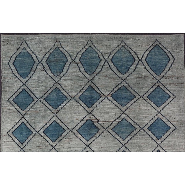 Early 21st Century Modern Design Tribal Rug by Keivan Woven Arts With Diamond Pattern For Sale - Image 5 of 12