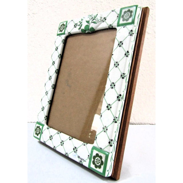 Italian Mangani Italy Green and White Porcelain Frame For Sale - Image 3 of 11