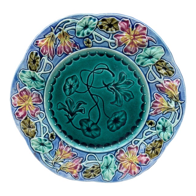 19th Century French Majolica Flowers Plate For Sale
