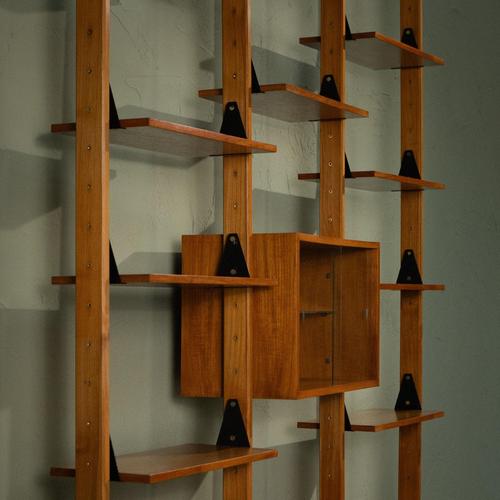 Mid-Century Modern Large Modular Wall Unit in Teak and Brass by Franco Albini, Italy For Sale - Image 3 of 12