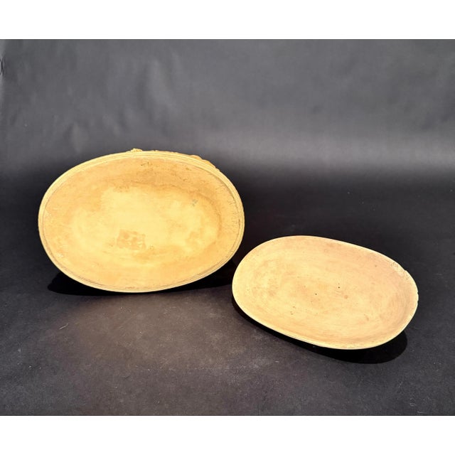 Cream Mid 19th Century 19th Century Caneware Game Pie Dish For Sale - Image 8 of 12