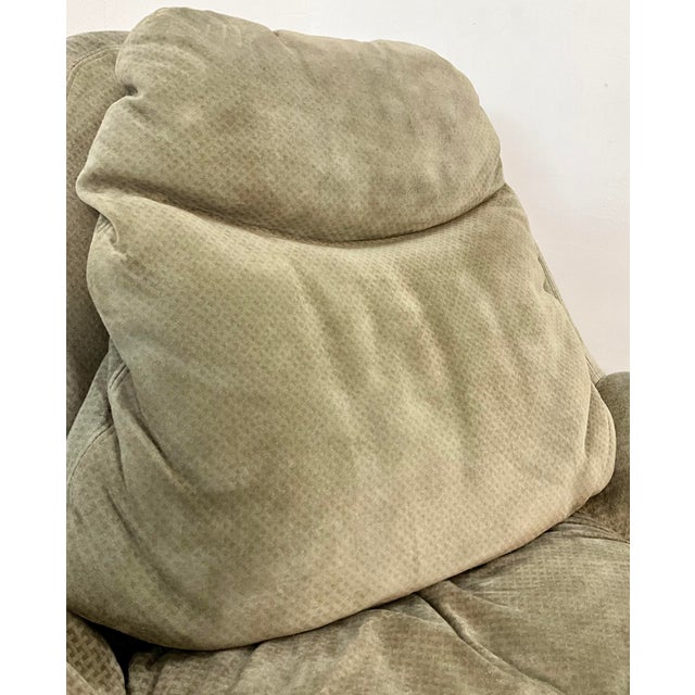 Saporiti Italia Vintage Lounge Chair in Leather and Ottoman in Suede Leather by Vittorio Introini, 1960s, Set of 2 For Sale - Image 4 of 18