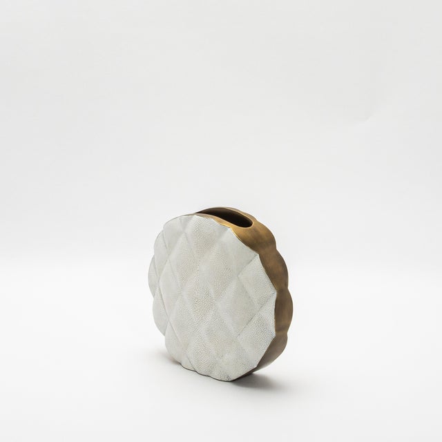 Kifu Paris Modern Quilted Vase in Shagreen With Brass Details by Kifu Paris For Sale - Image 4 of 7