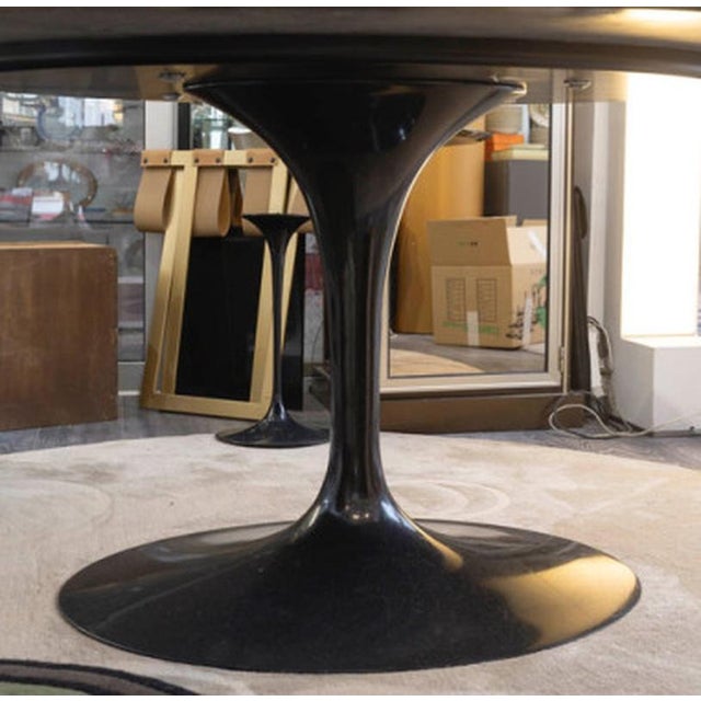 1950s Tulip Table in Marquina Marble by Eero Saarinen for Knoll International, 1950s For Sale - Image 5 of 9