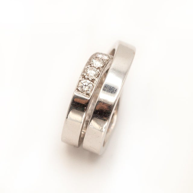 Modern 1990s Authentic Cartier 18k White Gold Nouvelle Vogue Diamond Ring For Sale - Image 3 of 9