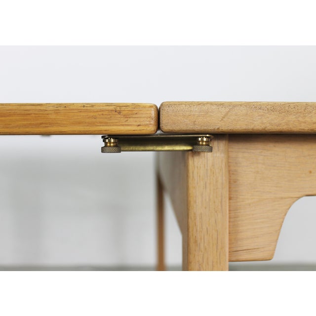 Dining Table and CH24 Chairs by Hans J. Wegner for Carl Hansen & Søn, Set of 9 For Sale - Image 5 of 7