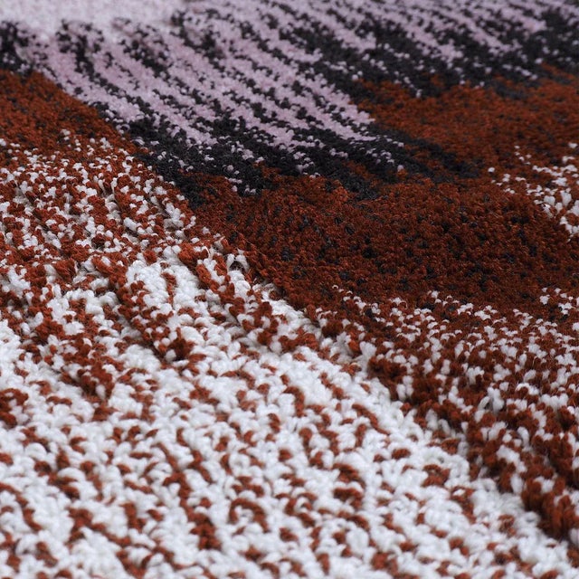 Designed by Alissa + Nienke studio Epoca is a 100% top quality New Zealand wool rugs collection that plays with overtones....