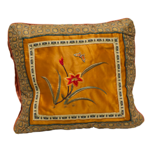 Early 20th Century Chinese Silk Embroidered Small Decorative Pillow