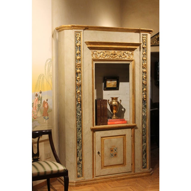 Italian Neoclassical Faux Marble Lacquer and Giltwood Open Shelves Cabinets, Set of 2 For Sale - Image 6 of 18