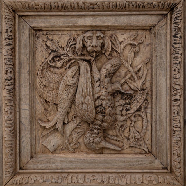 1880s Belgian Oak Vitrine with Ornate Carvings For Sale - Image 10 of 18