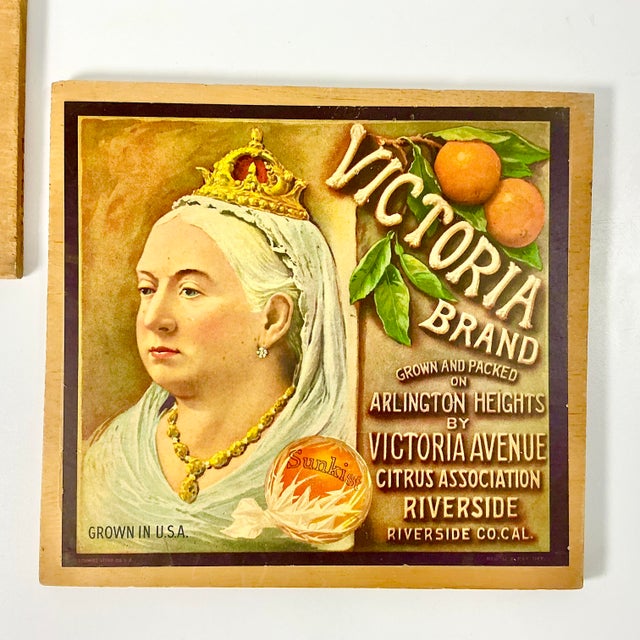 Wood 1930s Vintage Boho Chic Americana Art Deco Orange Crate Ephemera Advertisement Art For Sale - Image 7 of 10