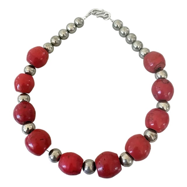 Sherpa Glass Coral and Silver Beaded Necklace For Sale
