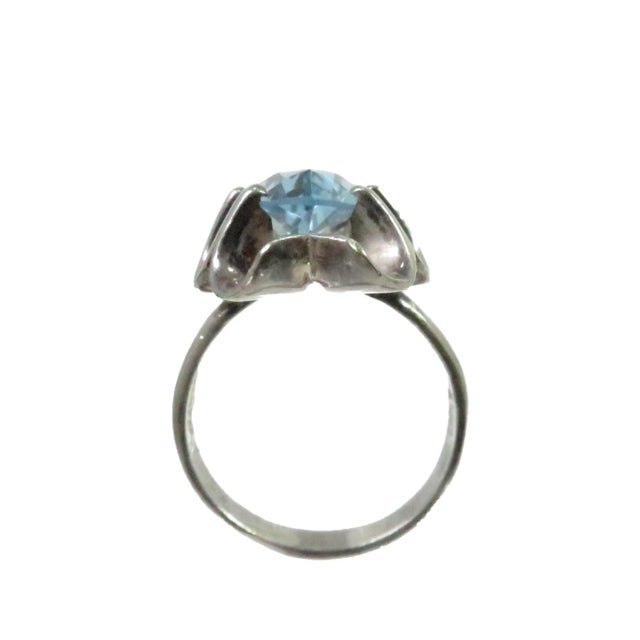 Vintage Sterling & Blue Topaz Ring Mexico 1960s, Size 9.75 For Sale In Orlando - Image 6 of 7