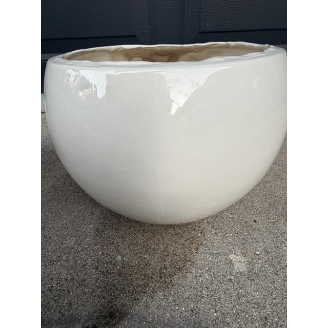 Hollywood Regency Pair Vintage Ceramic Roaring Tiger Bear Head Planters MCM Hollywood Regency For Sale - Image 3 of 15