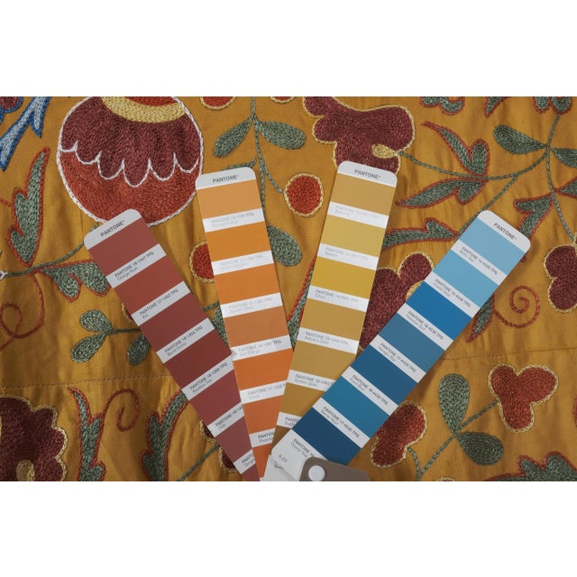 Silk Suzani From Samarkand, Uzbekistan, Early 20th Century For Sale - Image 12 of 12