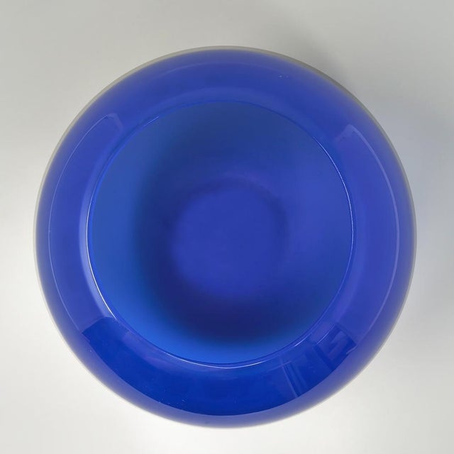 Mid-Century Blue Vase by Ind. Vetraria Valdarnese, Italy, 1970s For Sale - Image 6 of 7