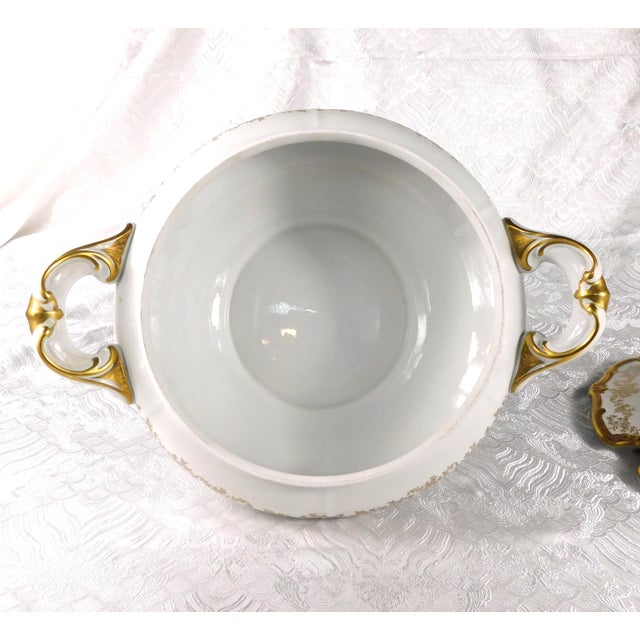 1940s Weimar Large White and Gold Soup Tureen With Lid For Sale In San Francisco - Image 6 of 9