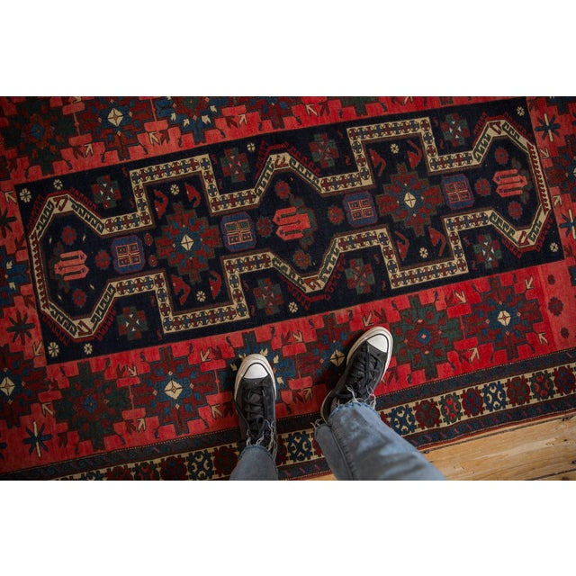 :: Single column main field overlay enveloped outline wrapping stepped floral medallions, blossoms, botehs, and...