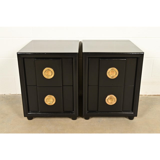 Karpen of California Mid-Century Modern Hollywood Regency Black Lacquered Nightstands | Circa 1950s For Sale - Image 15 of 15