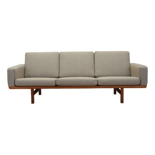 Danish Ash Sofa by Hans J. Wegner for Getama, 1960s For Sale
