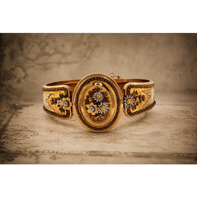 Mid 19th Century 1860's 18k and Platinum Multi-Colored Gold French Flower and Engraved Bracelet For Sale - Image 5 of 5