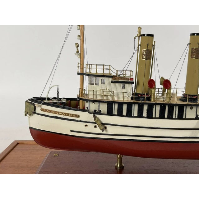 Brown Model of the Steam Tug Lackawana For Sale - Image 8 of 12