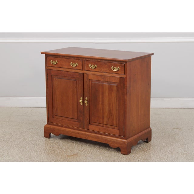 Traditional Stickley Cherry 2 Door Server Cabinet For Sale - Image 3 of 15