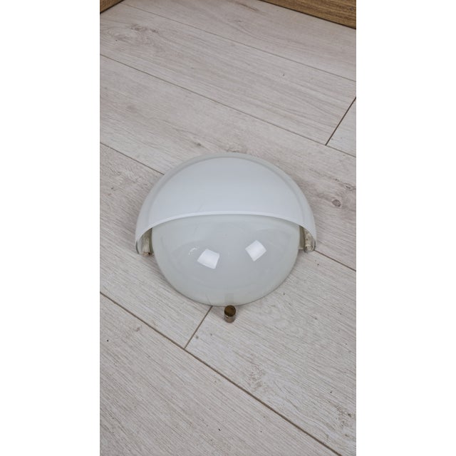 1960s Small Mania Wall Lamp in Glass by Vico Magistretti for Artemide, 1960s For Sale - Image 5 of 12