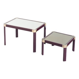 Vintage Regency Style Nesting Tables in Lacquered Metal and Mirror Glass, France, 1970s, Set of 2 For Sale