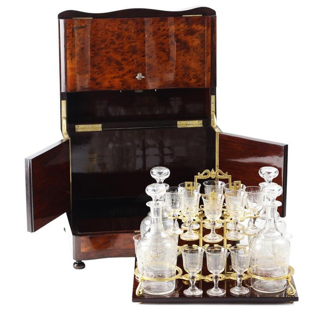 Vintage Napoleon III French Liquor Bar in Burl Veneer Box from Maison Tahan, Set of 18 For Sale - Image 6 of 9