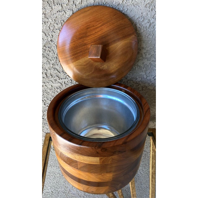 Circa 1970/1980 Sleek & Chic Walnut Wood Ice Bucket With Attached Insulated Glass Insert For Sale - Image 15 of 18