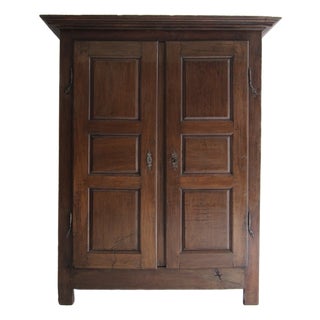 Early 19th Century French Provincial Oak Cupboard For Sale