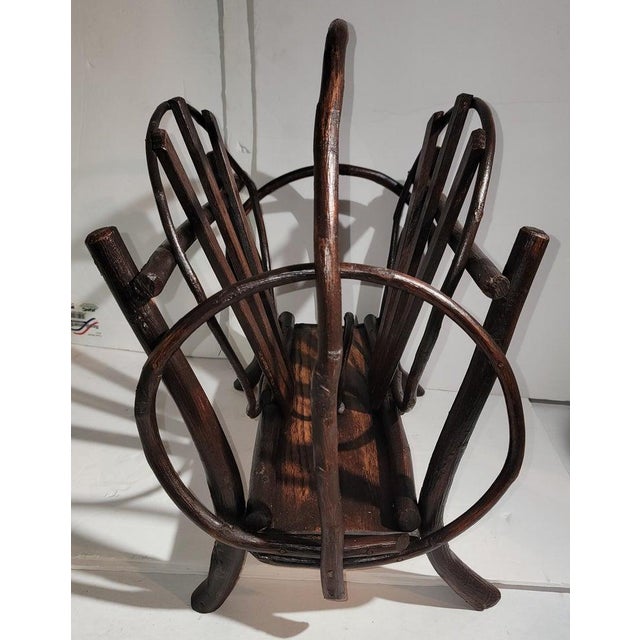 This handmade twig magazine rack is stamped Amish Made and comes from Lancaster County ,Pennsylvania.It is in very good...