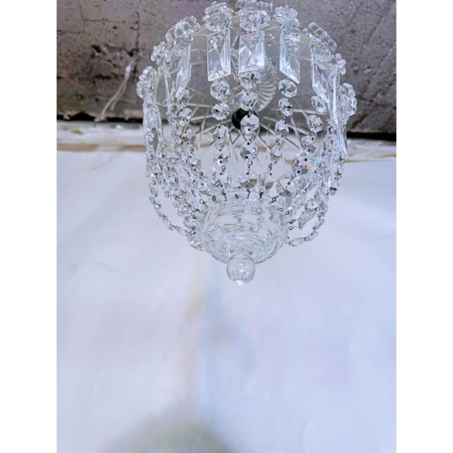Traditional 1960's Antique Crystal Basket-Style Pendant Chandelier For Sale - Image 3 of 12