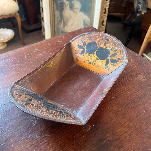 Victorian 19th Century Toleware Hand Painted Bread Metal Bowl Basket For Sale - Image 3 of 9