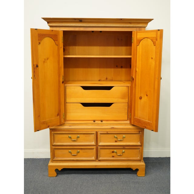 Thomasville Furniture Replicas 1800 Rustic Knotty Pine 48" Door Chest