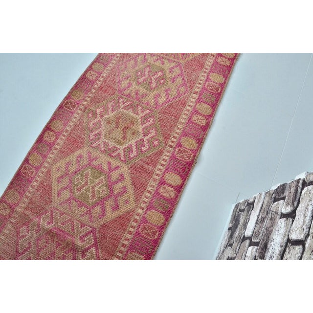 1960s Mid 20th Century Oushak Tribal Handknotted Anatolian Runner For Sale - Image 5 of 10