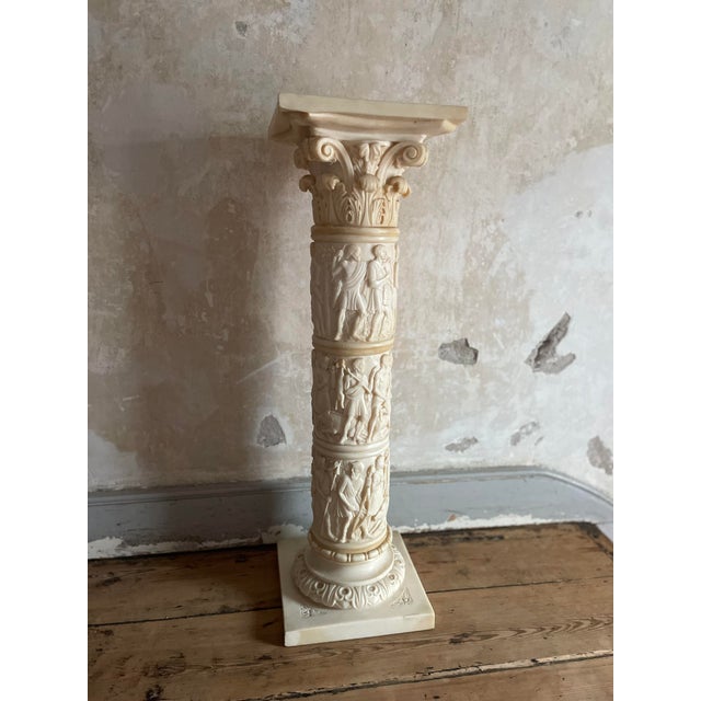 Classical Revival Carved Resin 31" Column Pedestal For Sale In Philadelphia - Image 6 of 13