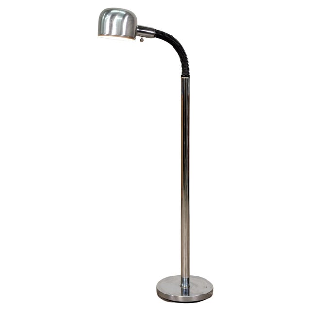 Mid-Century Modern Chrome and Black Gooseneck Adjustable Floor Lamp by Alsy For Sale - Image 3 of 11