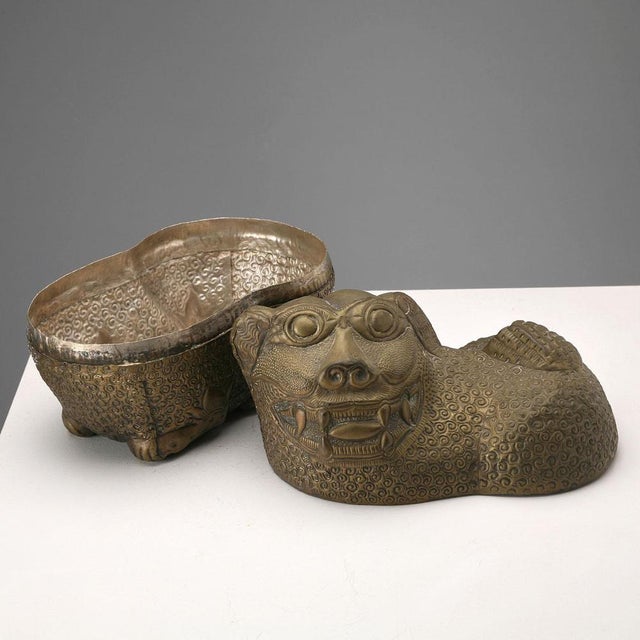 Metal Pho Dog Box For Sale - Image 4 of 7