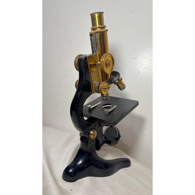 Near Mint Antique Ernst Leitz Wetzlar German Brass Microscope 253647 in Box For Sale - Image 9 of 18