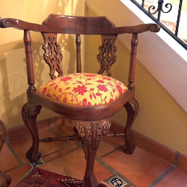 Vintage Hand Carved Mahogany Chippendale Parlor Settee Chairs Set For Sale - Image 4 of 9