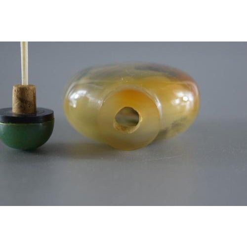 Agate Snuff Bottle, China, Late 19th Century For Sale - Image 9 of 11